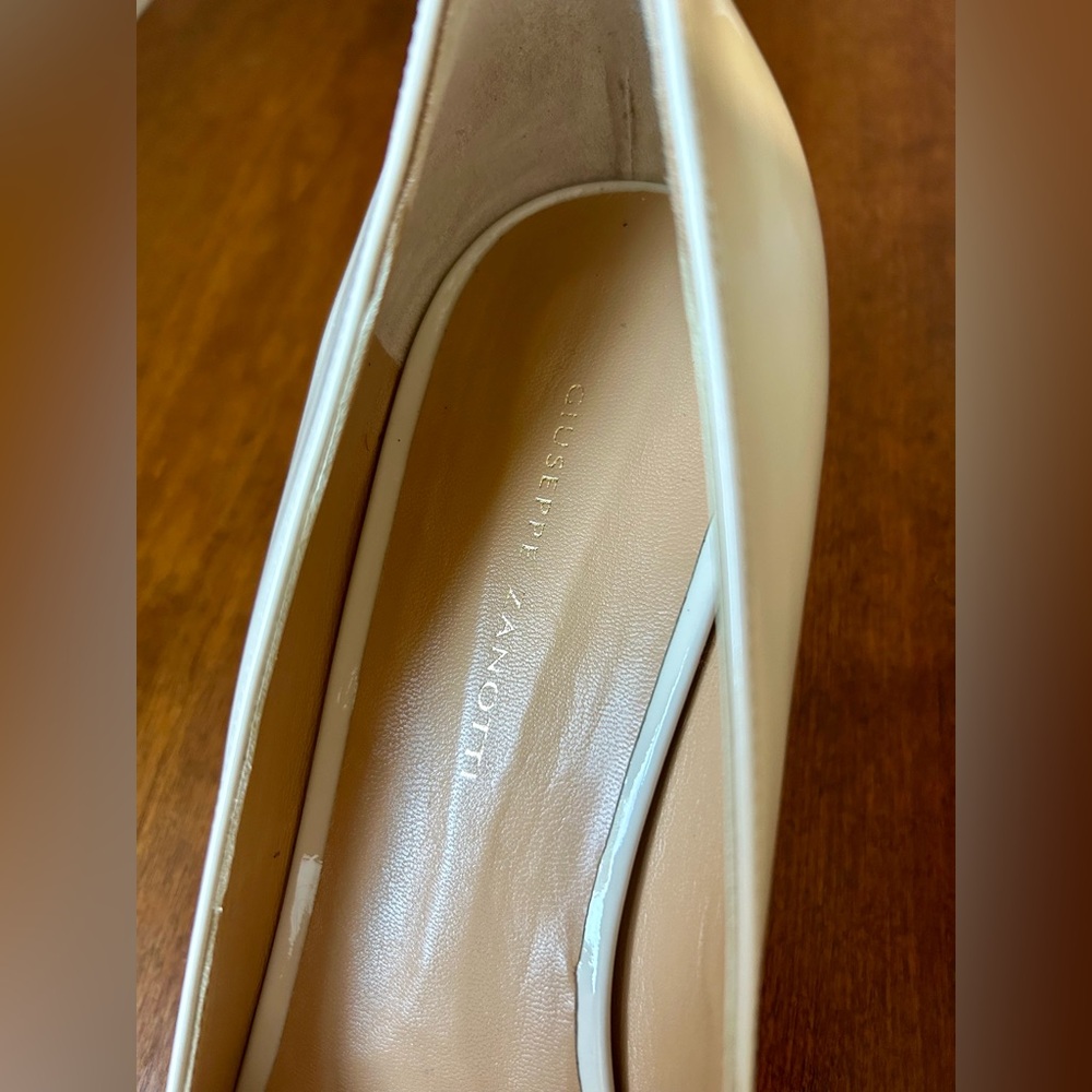 Giuseppe Zanotti Women’s Ivory Patent Leather Pointed Heels Size41/US10-NWOB - Picture 10 of 16